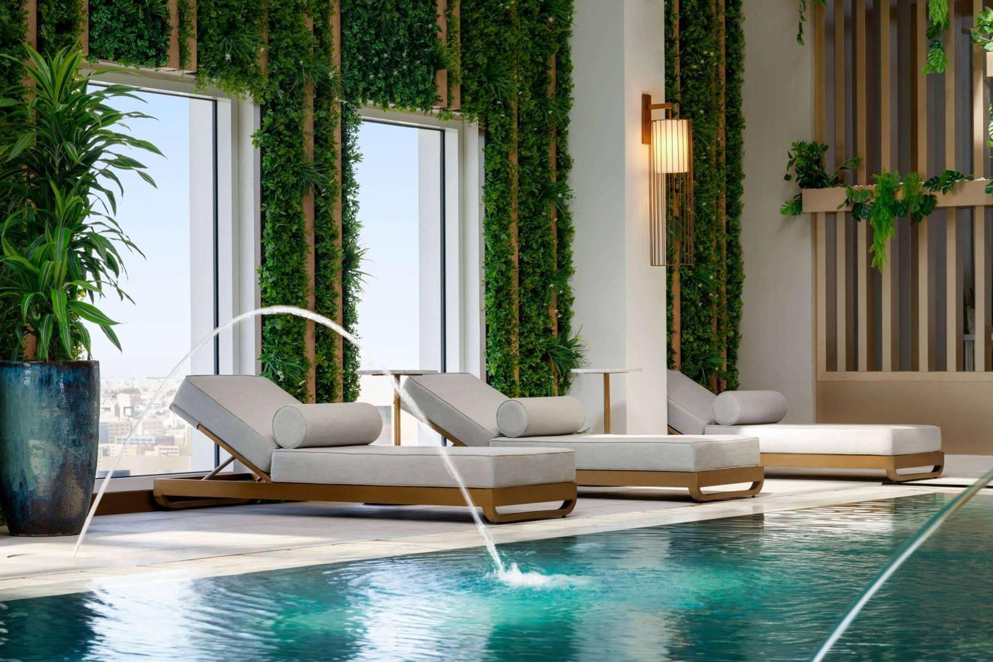 فندق Ramada By Wyndham King Fahd Road